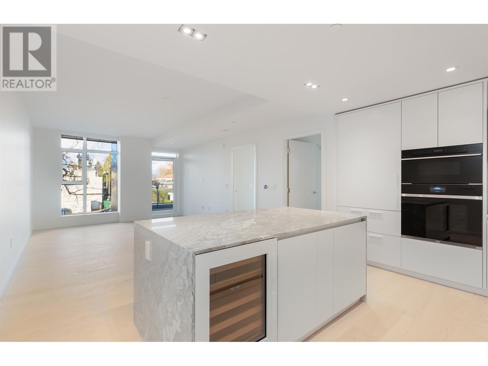 416 3596 West 28th Avenue, Vancouver, British Columbia  V6S 2G5 - Photo 3 - R2846571