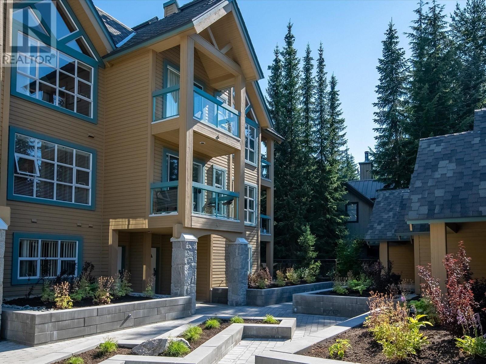209 4865 Painted Cliff Road, Whistler, British Columbia  V6Z 2W4 - Photo 2 - R2846576