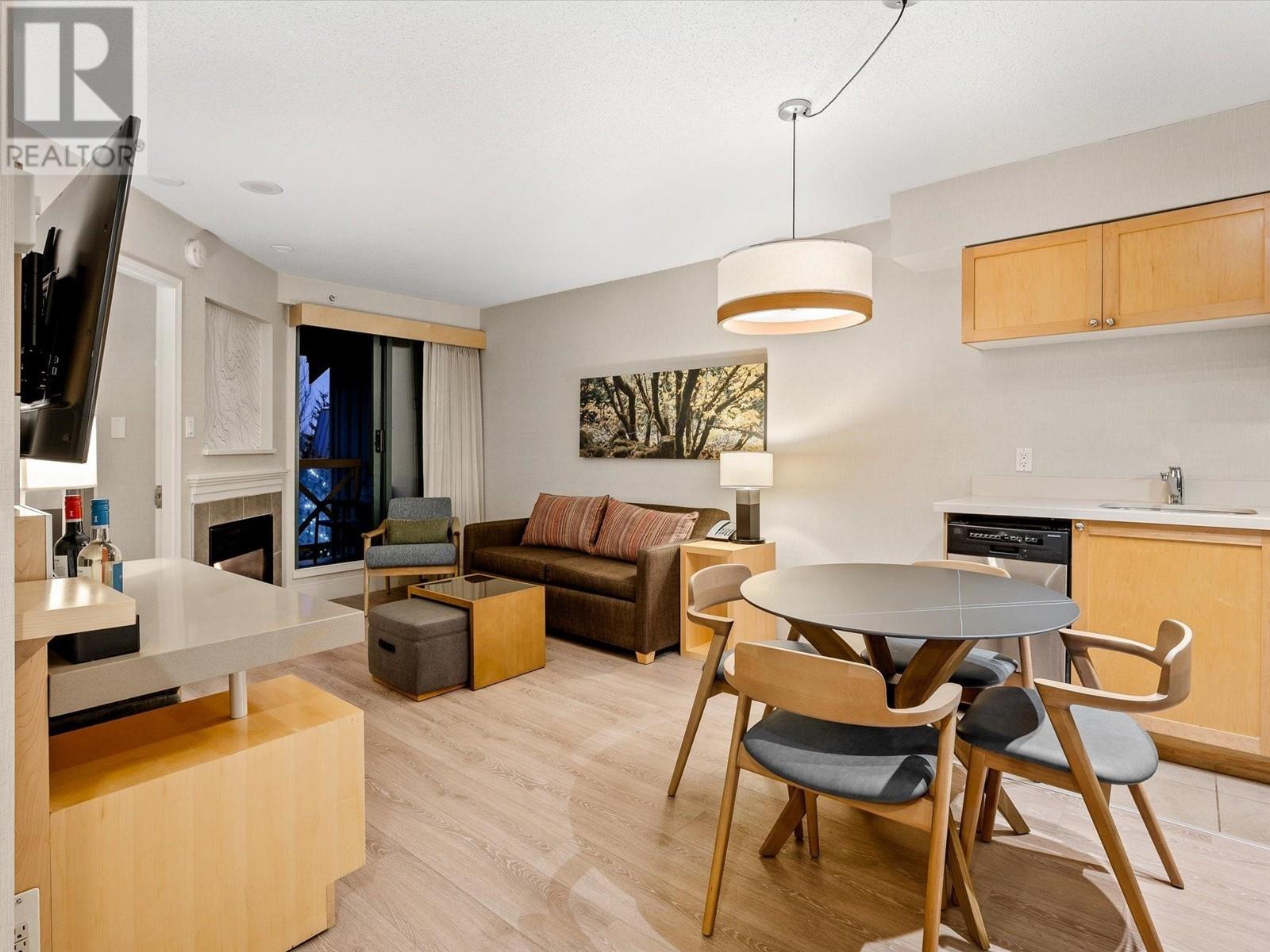 2420 4308 Main Street, Whistler, British Columbia  V8E 1A9 - Photo 2 - R2846577
