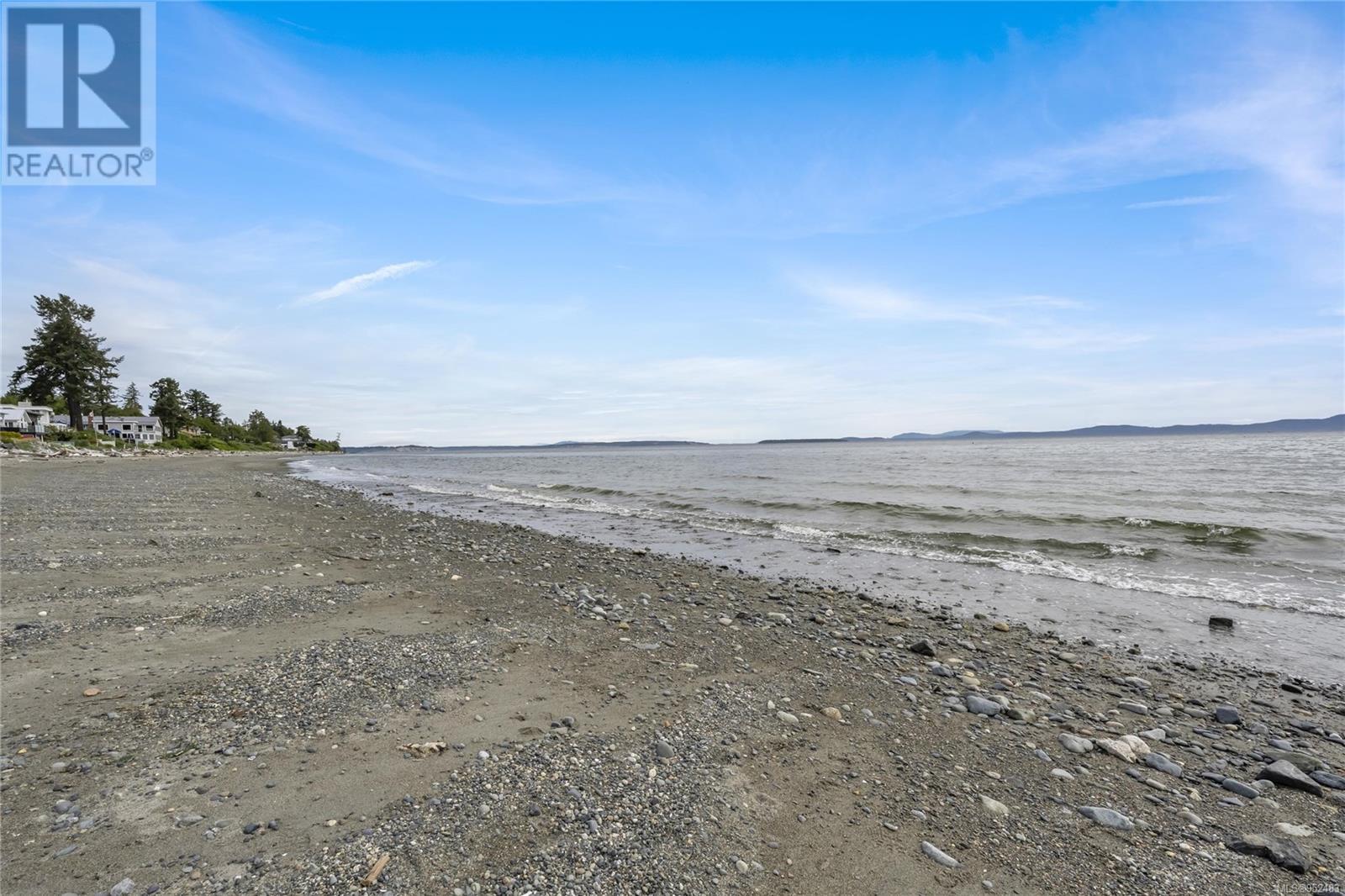 5055 Cordova Bay Rd, Saanich, British Columbia  V8Y 2K1 - Photo 5 - 952483
