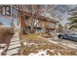 221 Theodore Place NW Thorncliffe
