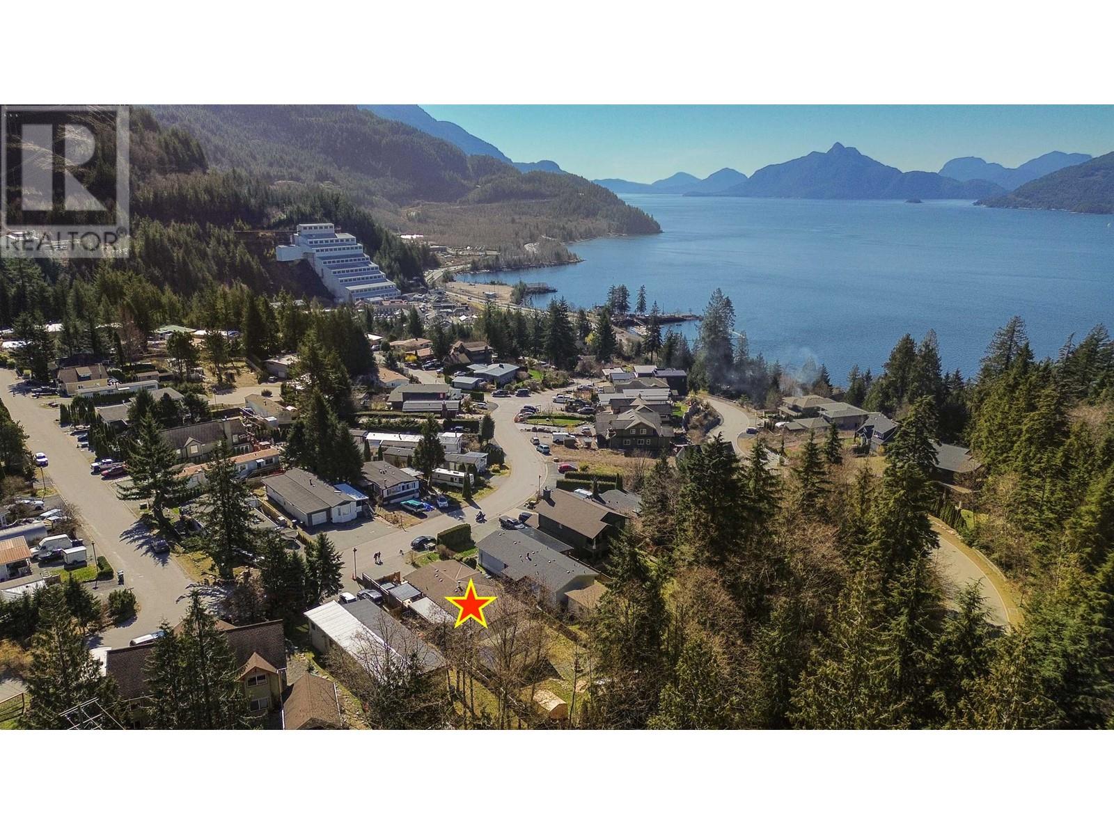 734 Upper Crescent, Britannia Beach, British Columbia  V8B 1J2 - Photo 1 - R2846606