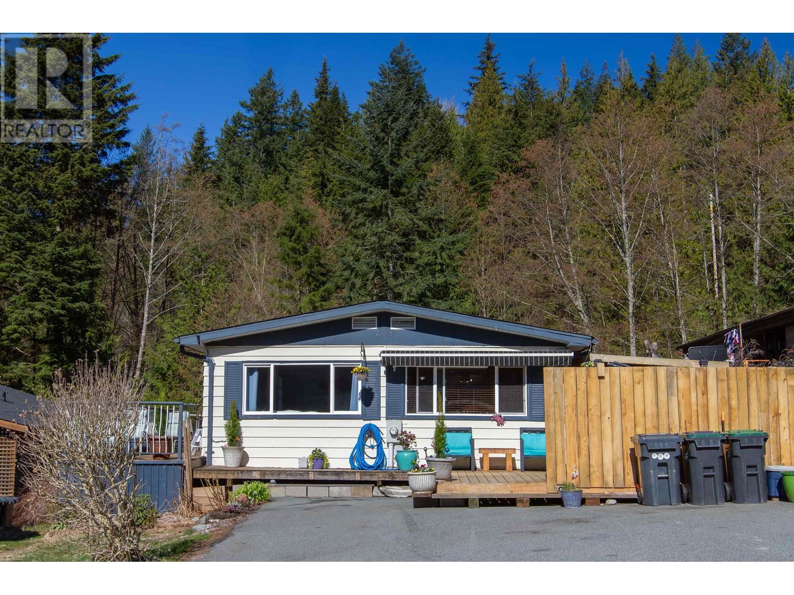 734 Upper Crescent, Britannia Beach, British Columbia  V8B 1J2 - Photo 2 - R2846606