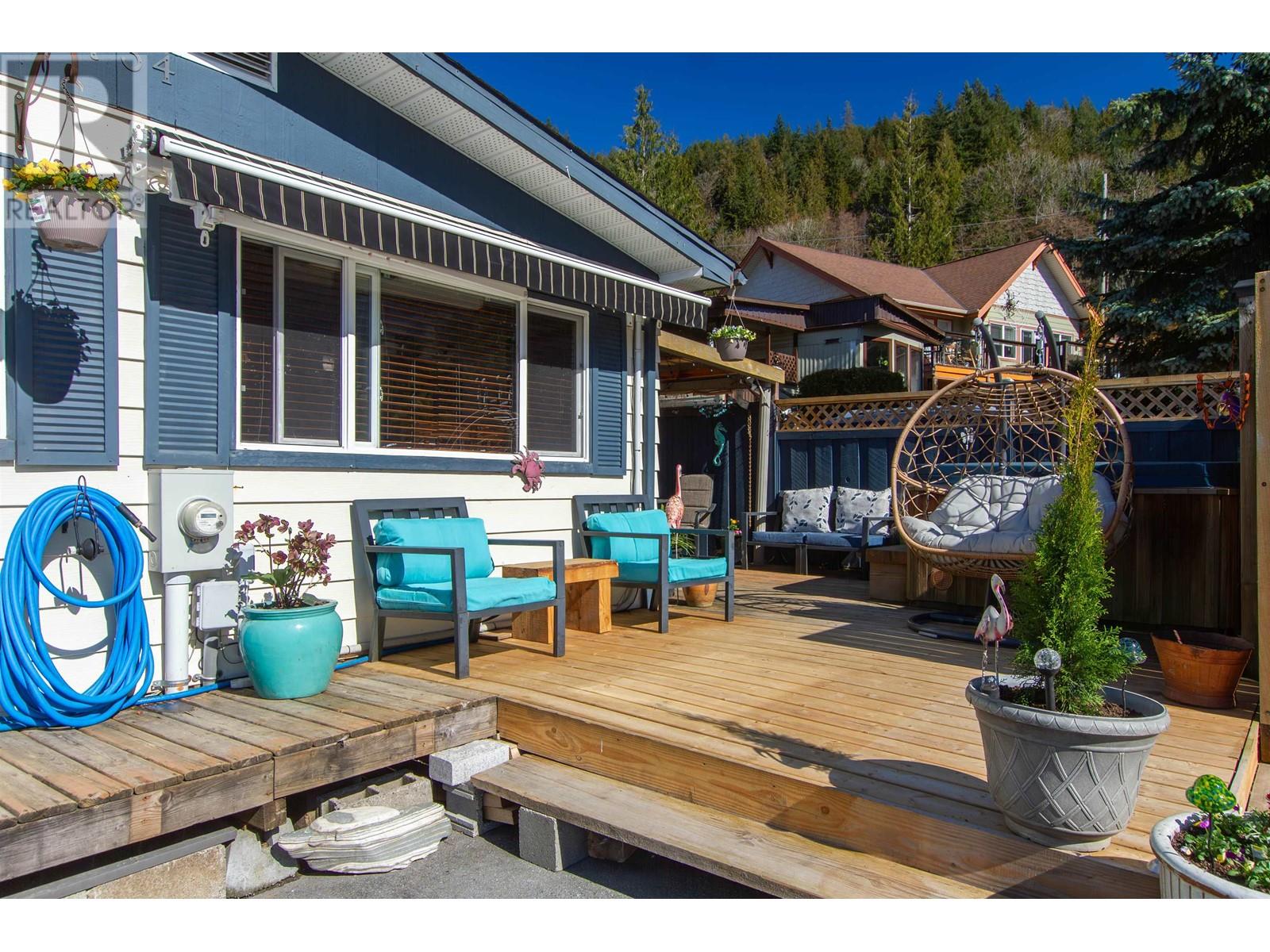 734 Upper Crescent, Britannia Beach, British Columbia  V8B 1J2 - Photo 5 - R2846606