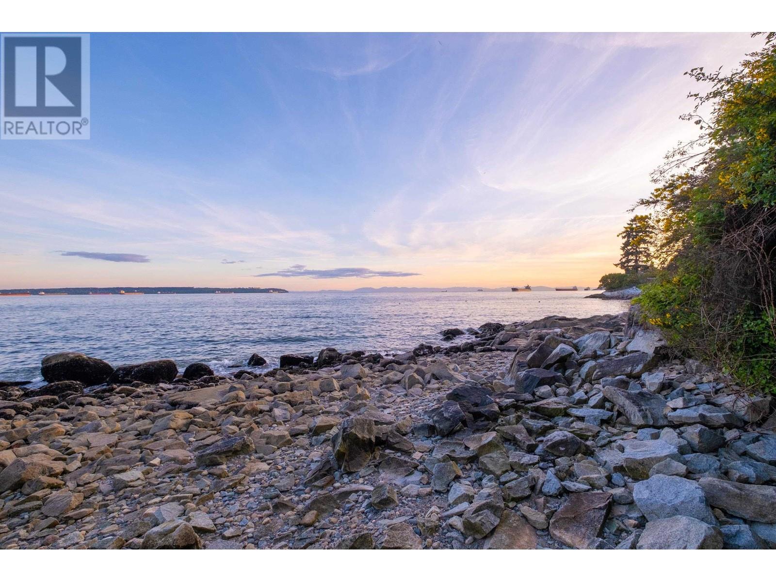 3000 Park Lane, West Vancouver, British Columbia  V7V 1E9 - Photo 5 - R2846608