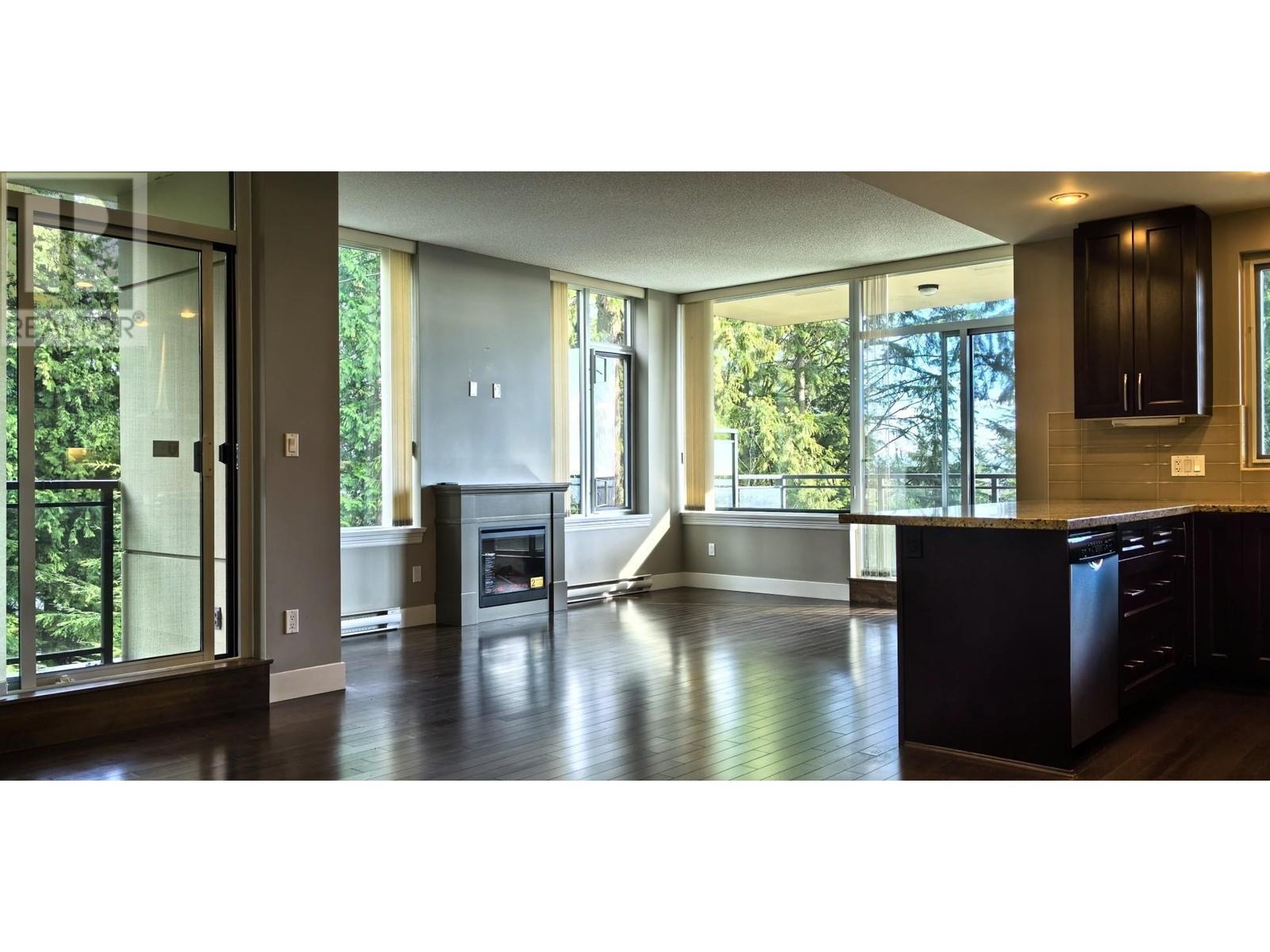 403 1415 Parkway Boulevard, Coquitlam, British Columbia  V3E 0C7 - Photo 3 - R2839055