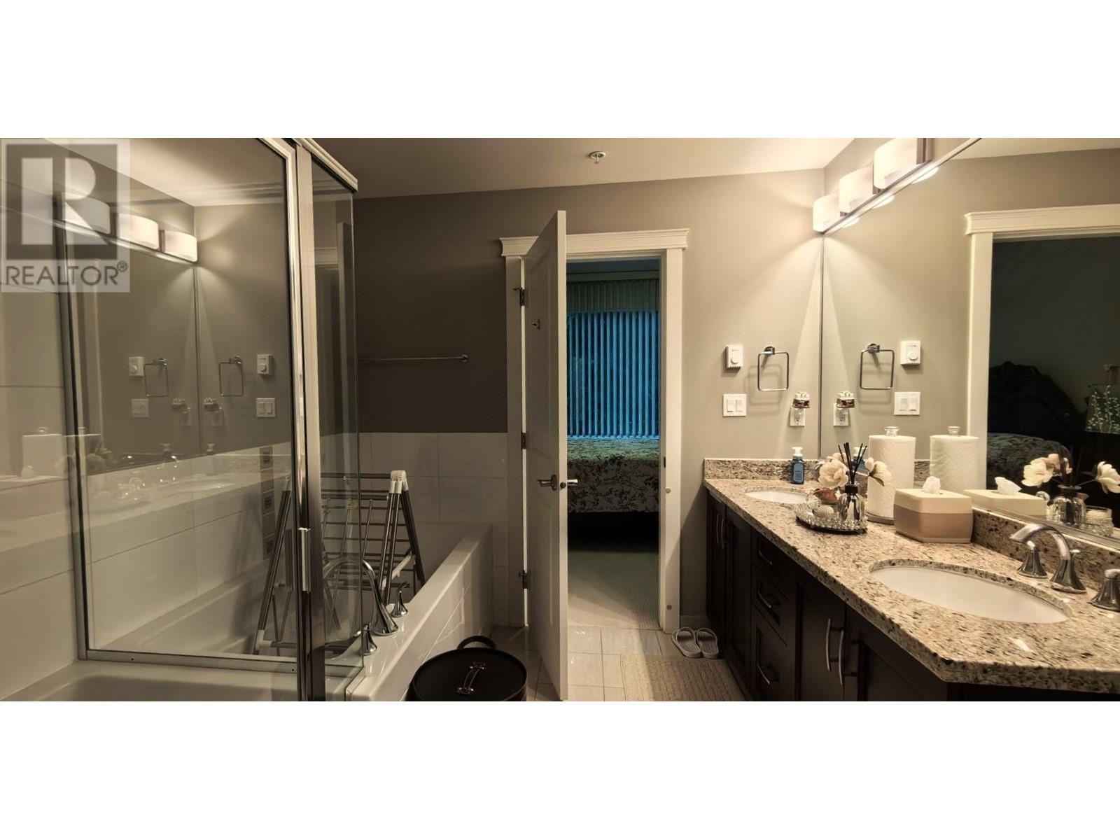 403 1415 Parkway Boulevard, Coquitlam, British Columbia  V3E 0C7 - Photo 10 - R2839055