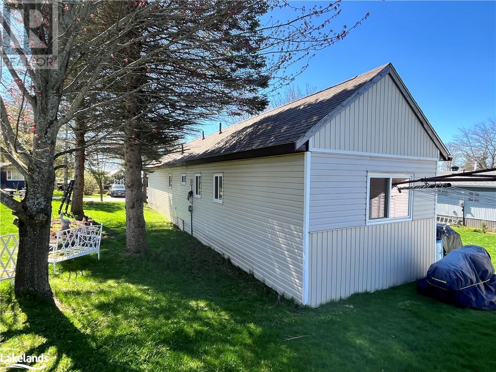 8 Claremont Crescent, Oro-Medonte, Ontario  L3V 0P9 - Photo 30 - 40536040
