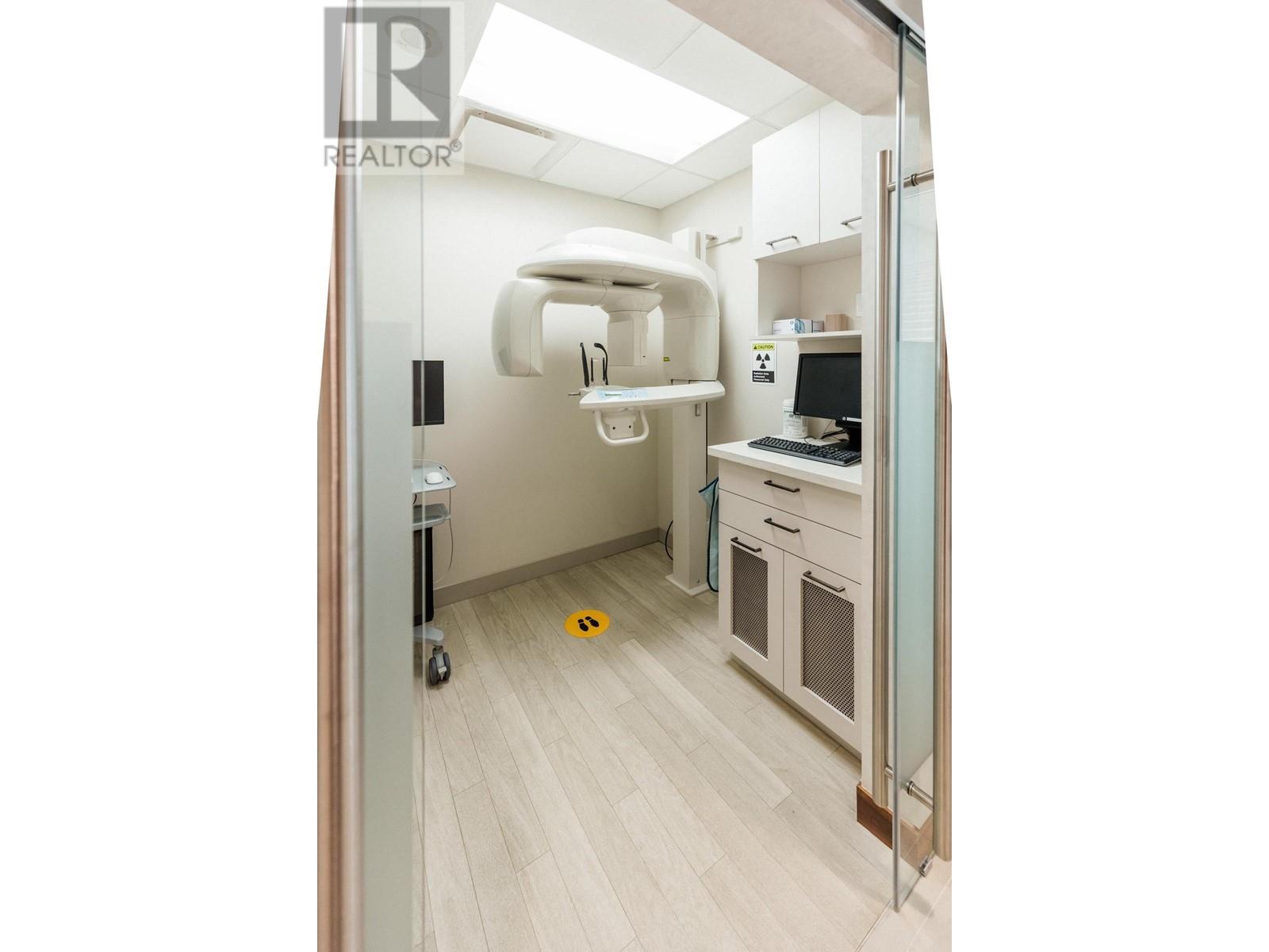 1700 1111 W Georgia Street, Vancouver, British Columbia  V6E 4M3 - Photo 7 - C8057327