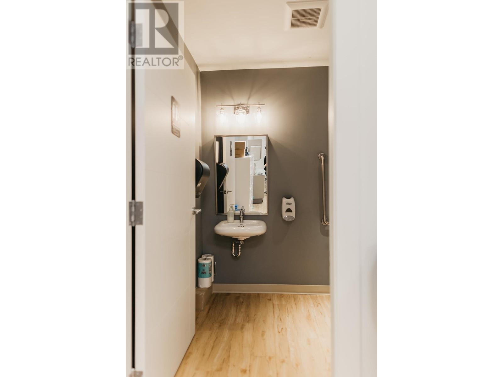102 1048 Ridgeway Avenue, Coquitlam, British Columbia  V7E 4X2 - Photo 20 - C8057328