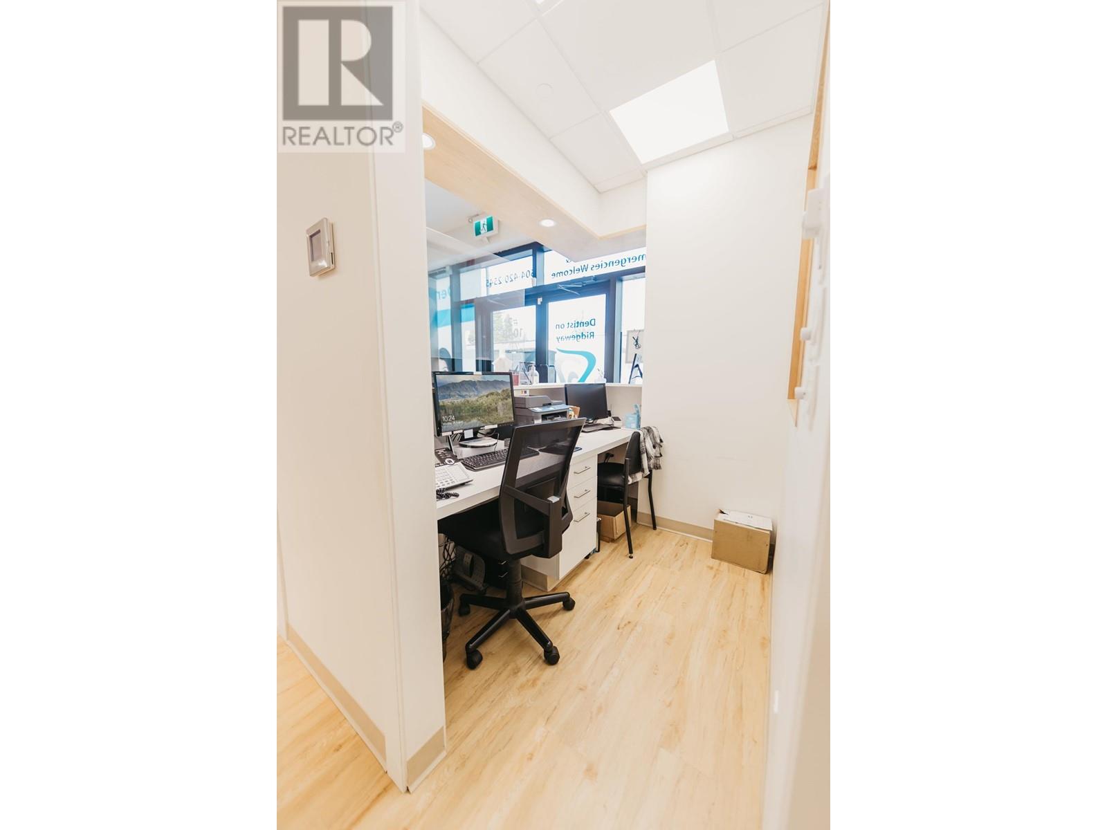 102 1048 Ridgeway Avenue, Coquitlam, British Columbia  V7E 4X2 - Photo 6 - C8057328