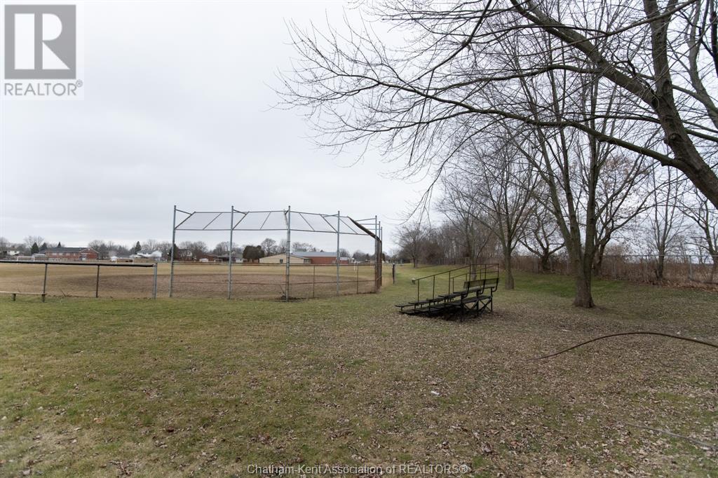 121 First Street, Wallaceburg, Ontario  N8A 3R1 - Photo 28 - 24001621