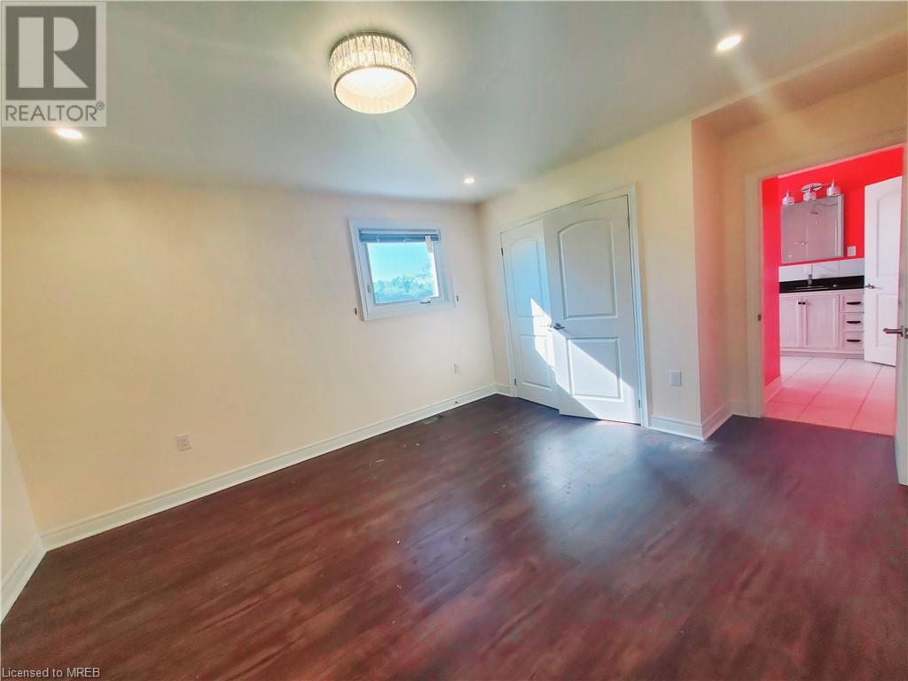 8731 Ridge Road, Niagara Falls, Ontario  L3B 5N7 - Photo 12 - 40537248