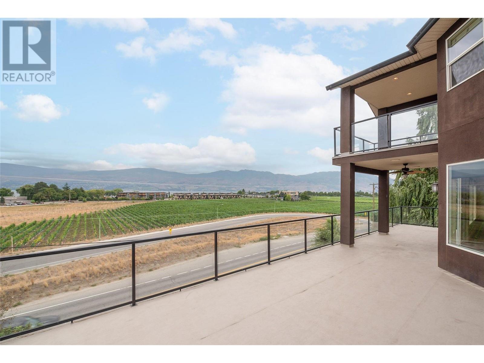 3613 Empire Place West Kelowna