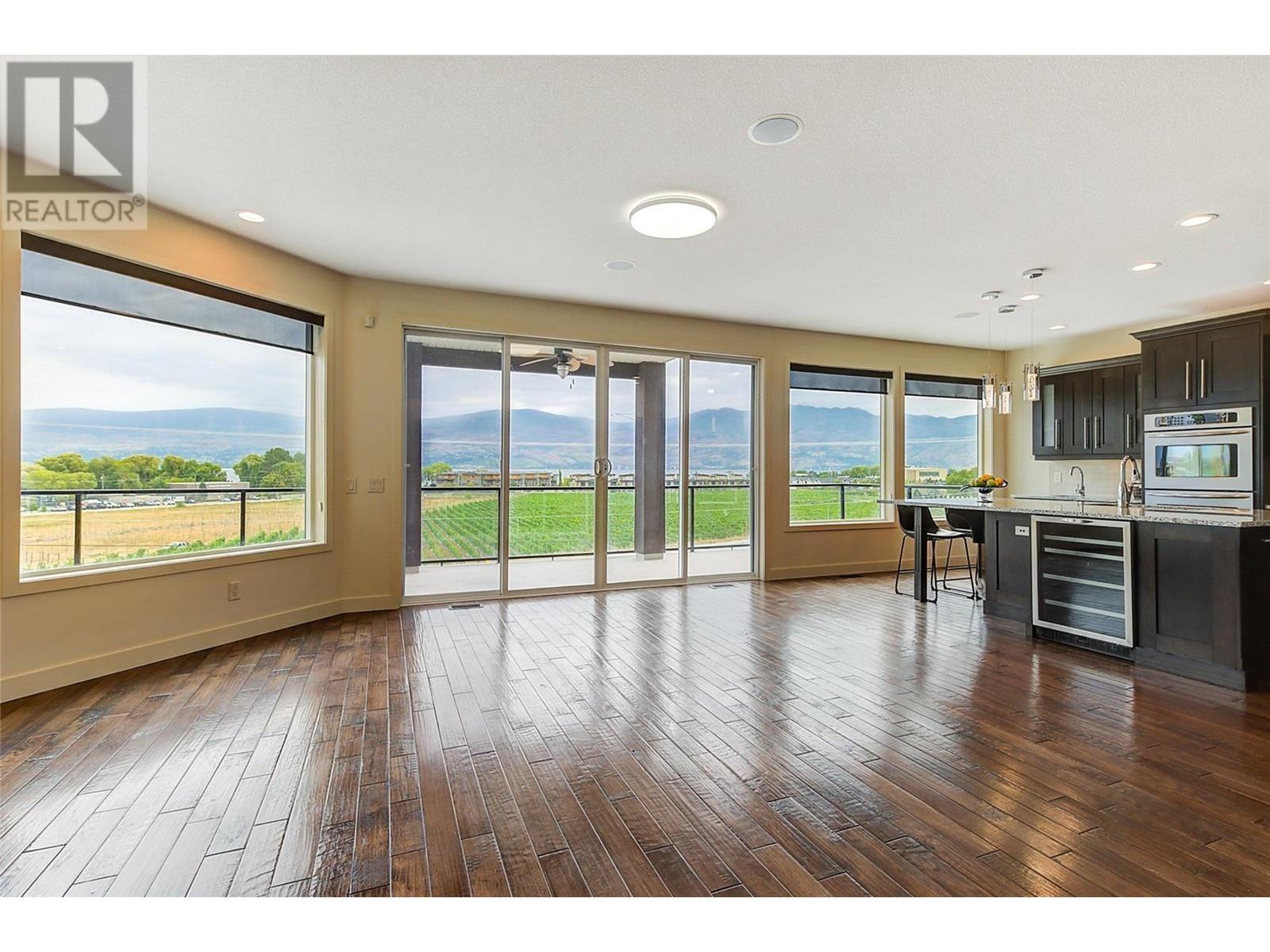 3613 Empire Place West Kelowna