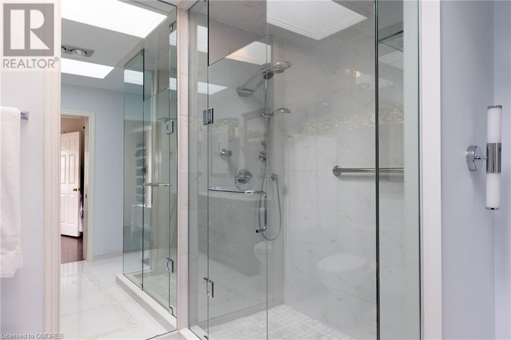 272 Cliffcrest Court, Burlington, Ontario  L7R 2Z7 - Photo 15 - 40537114