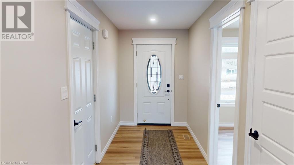 52 Queen St, Brussels, Ontario  N0G 1H0 - Photo 2 - 40537249