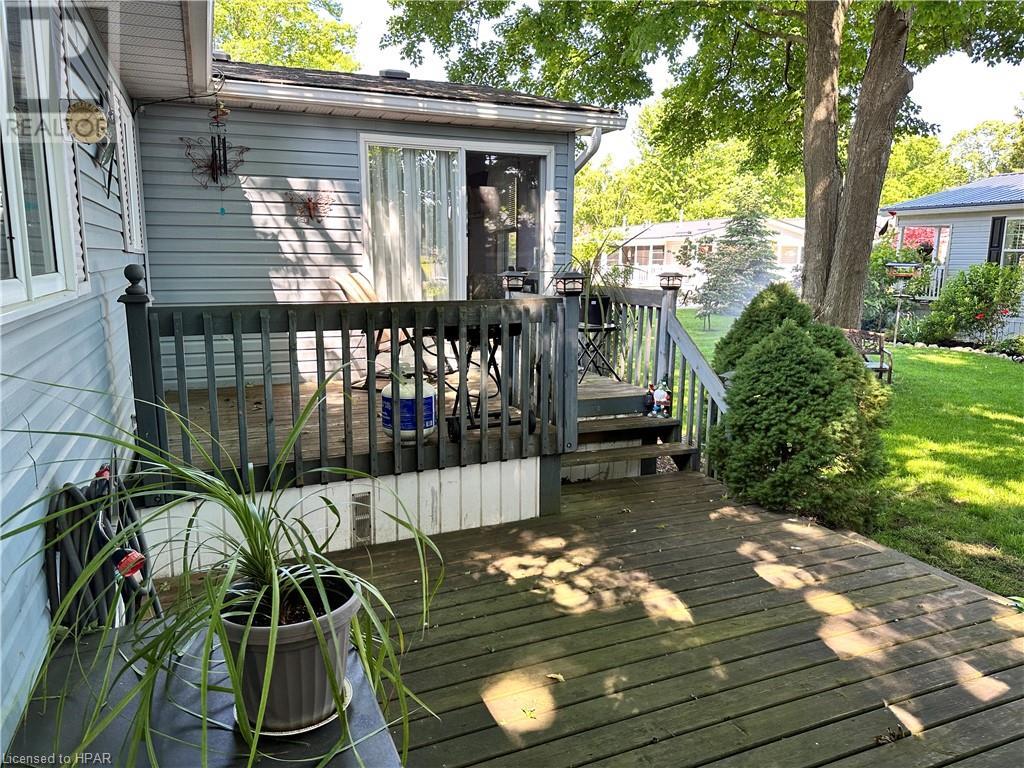 8 Algonquin Lane, Ashfield-Colborne-Wawanosh, Ontario  N7A 3Y2 - Photo 34 - 40537463
