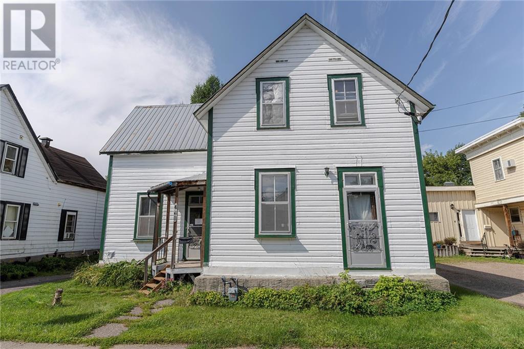 468 MOFFAT STREET, pembroke, Ontario