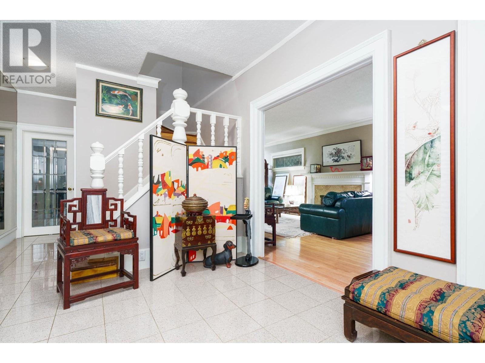 1450 W 40th Avenue, Vancouver, British Columbia  V6M 1V6 - Photo 2 - R2846962
