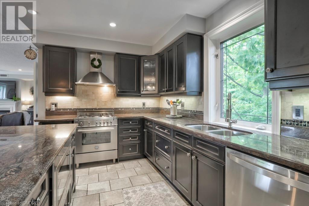 390 Upper Middle Road E Unit# 306, Oakville, Ontario  L6H 0A5 - Photo 4 - 40534344