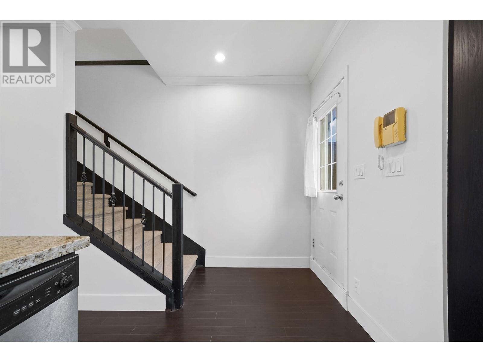 1403 E 28th Avenue, Vancouver, British Columbia  V5N 2X3 - Photo 5 - R2846957