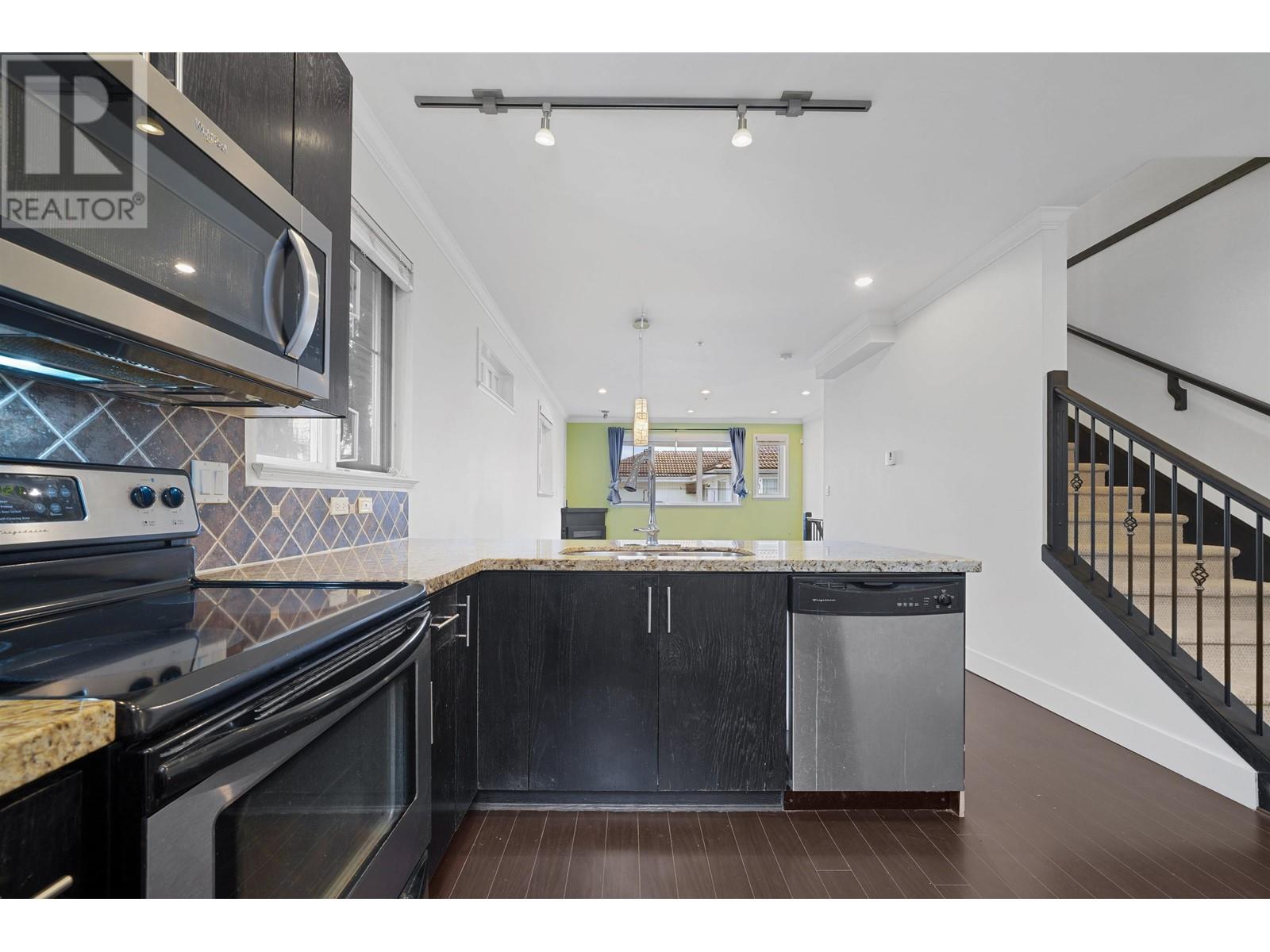 1403 E 28th Avenue, Vancouver, British Columbia  V5N 2X3 - Photo 7 - R2846957