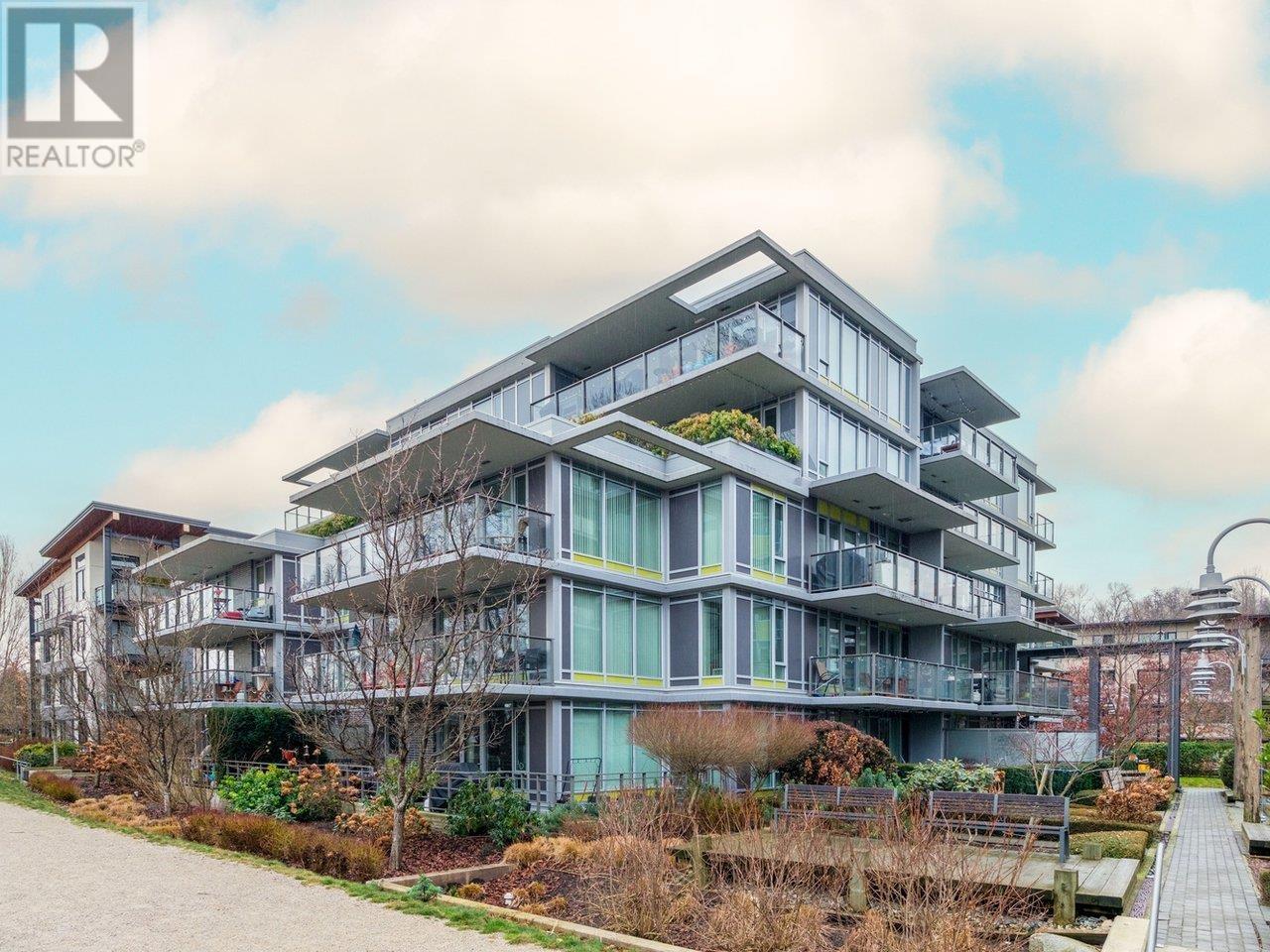 Listing Picture 3 of 39 : 309 3162 RIVERWALK AVENUE, Vancouver / 溫哥華 - 魯藝地產 Yvonne Lu Group - MLS Medallion Club Member