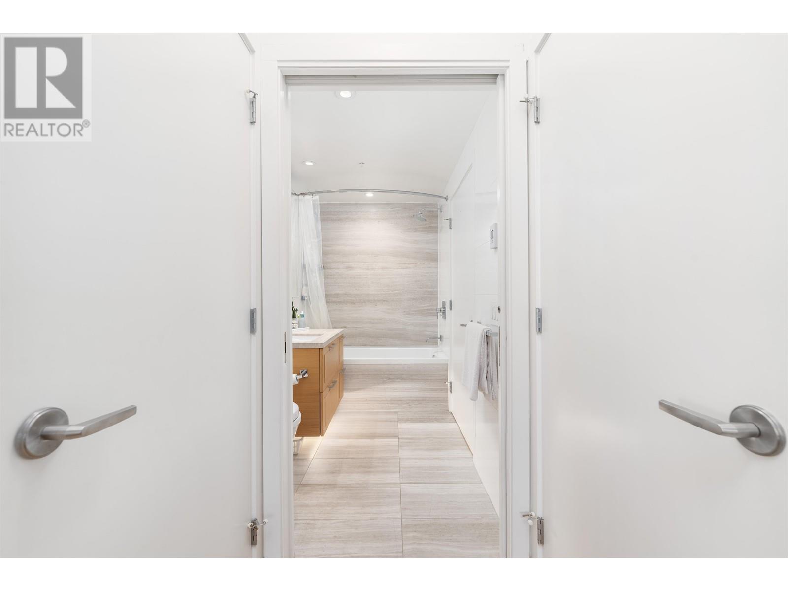 205 7128 Adera Street, Vancouver, British Columbia  V6P 0H6 - Photo 12 - R2847130