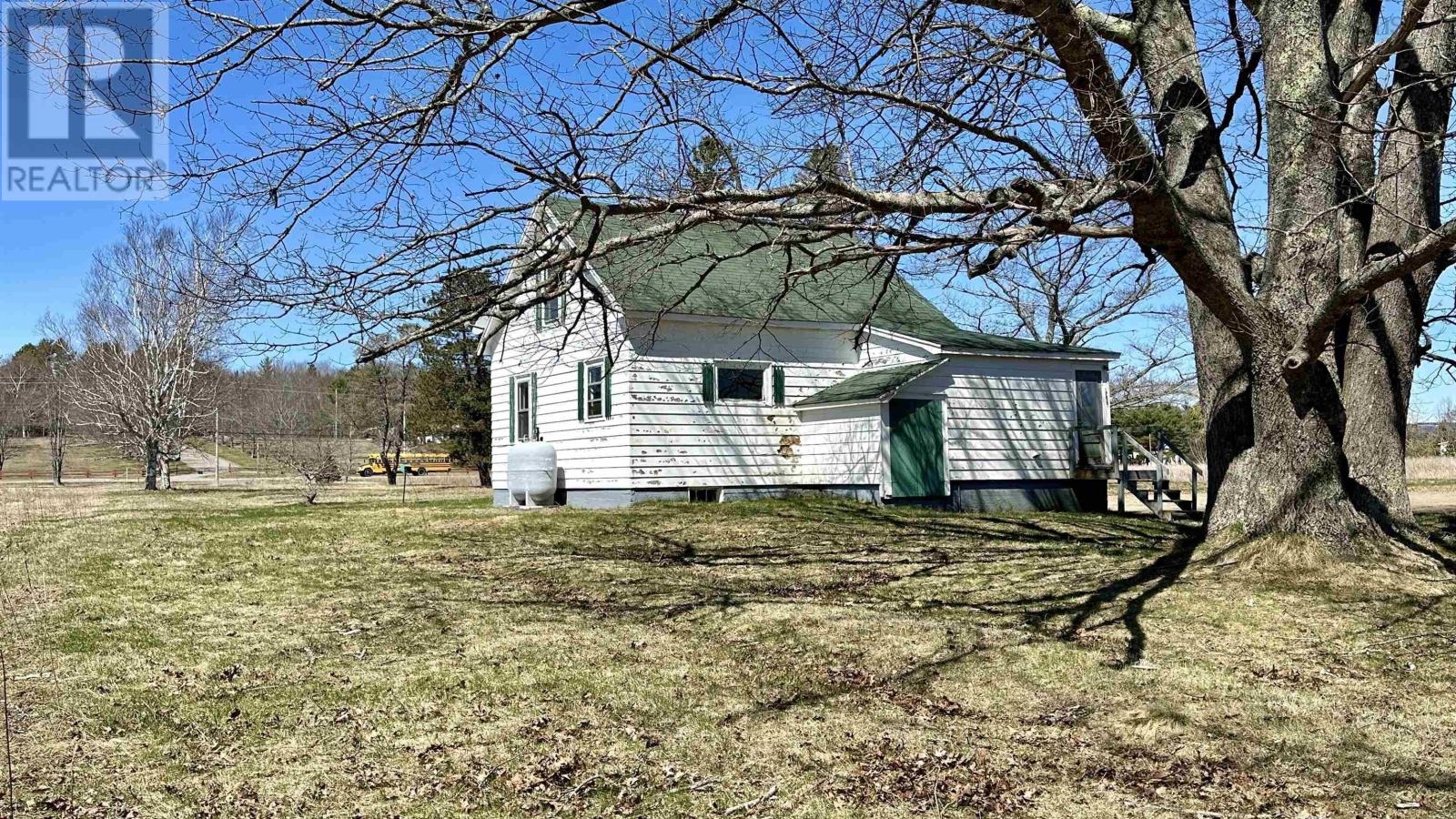 1406 Highway 1, East Kingston, Nova Scotia  B0P 1R0 - Photo 11 - 202402233