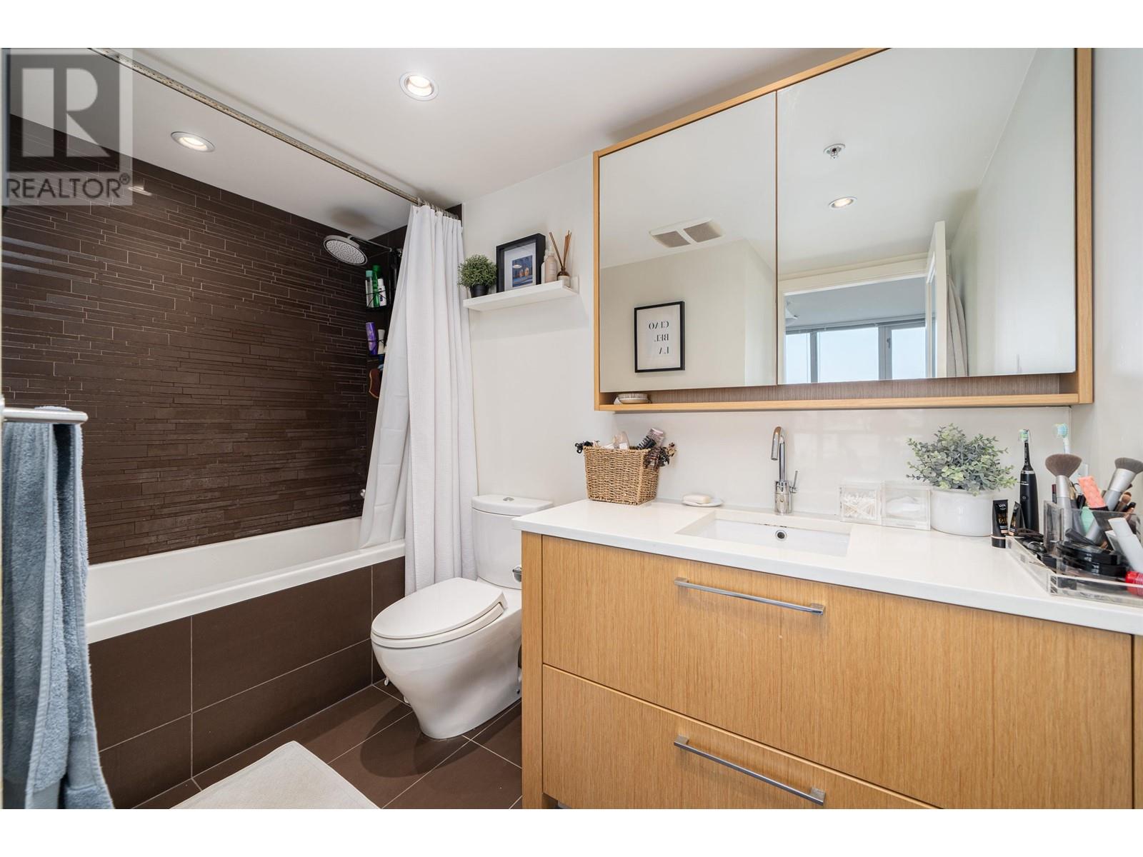 321 2008 Pine Street, Vancouver, British Columbia  V6J 0B8 - Photo 10 - R2847231
