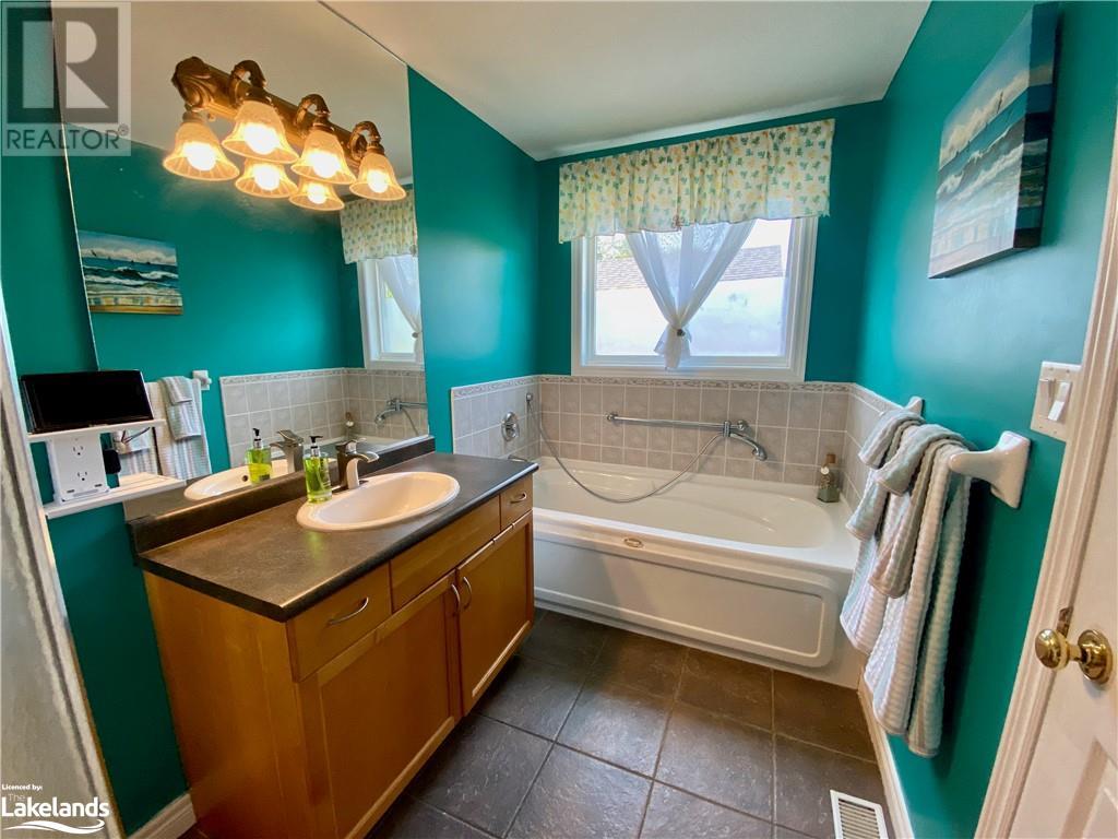 1 Kirbys Way, Huntsville, Ontario  P1H 2M6 - Photo 25 - 40531911