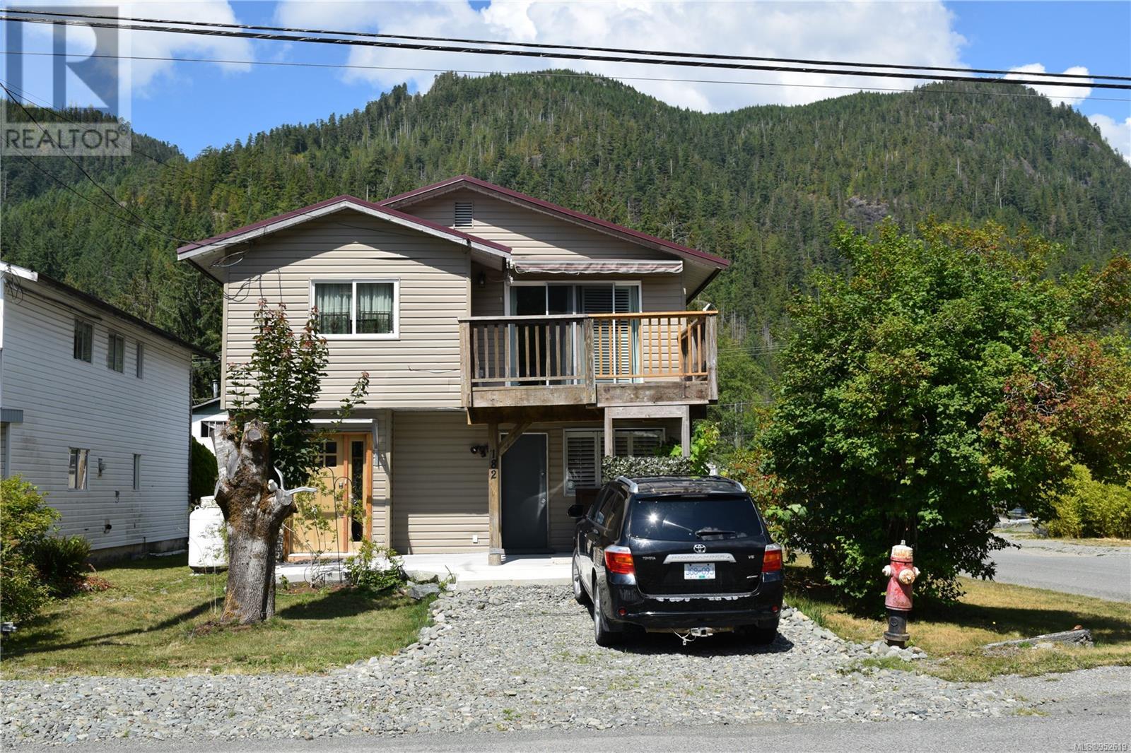 182 Alpine View, Tahsis, British Columbia  V0P 1X0 - Photo 1 - 952619