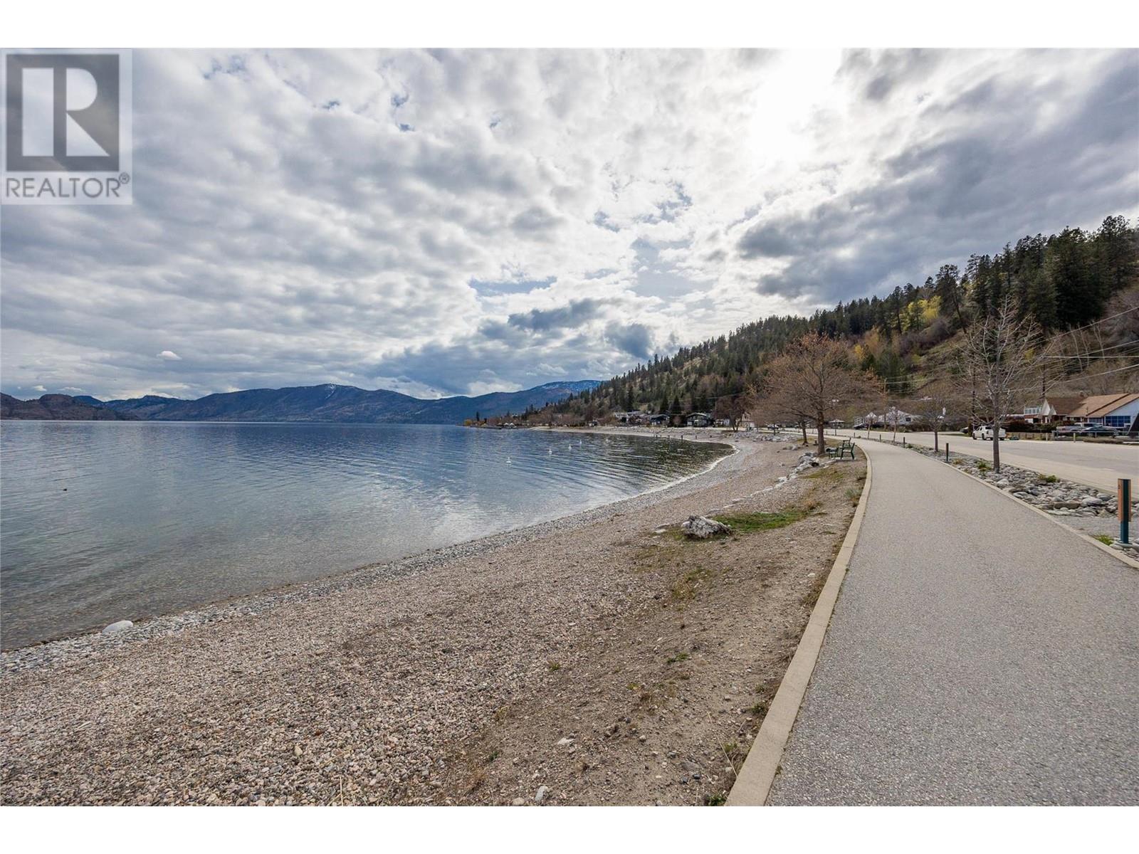 4364 Beach Avenue Unit# 5 Peachland