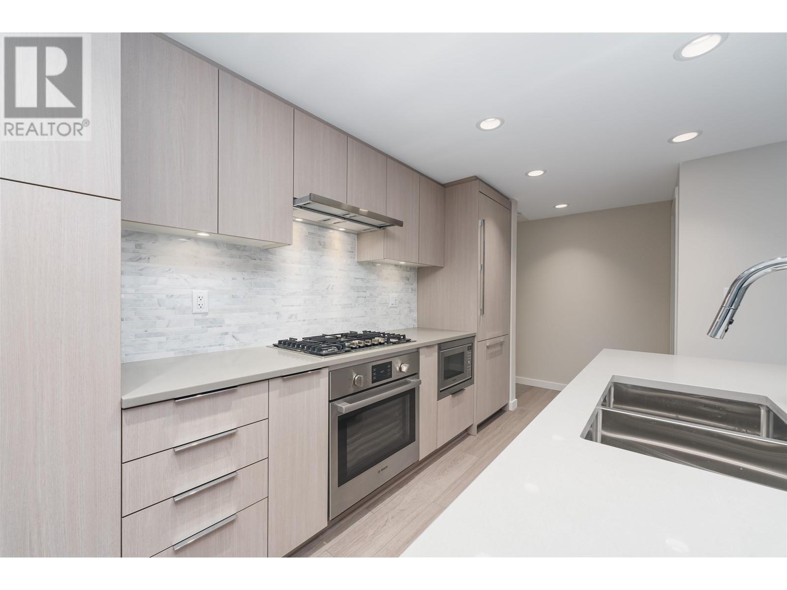 3906 1182 Westwood Street, Coquitlam, British Columbia  V3B 0T9 - Photo 11 - R2846082
