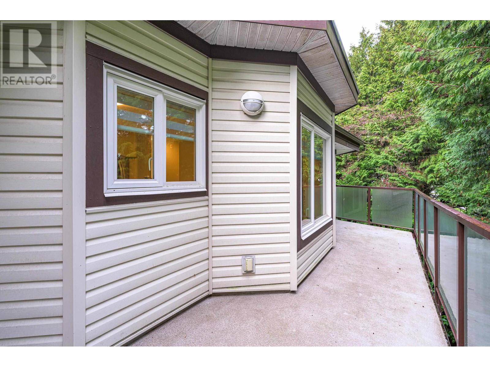 404 7139 18th Avenue, Burnaby, British Columbia  V3N 4Z3 - Photo 29 - R2847256