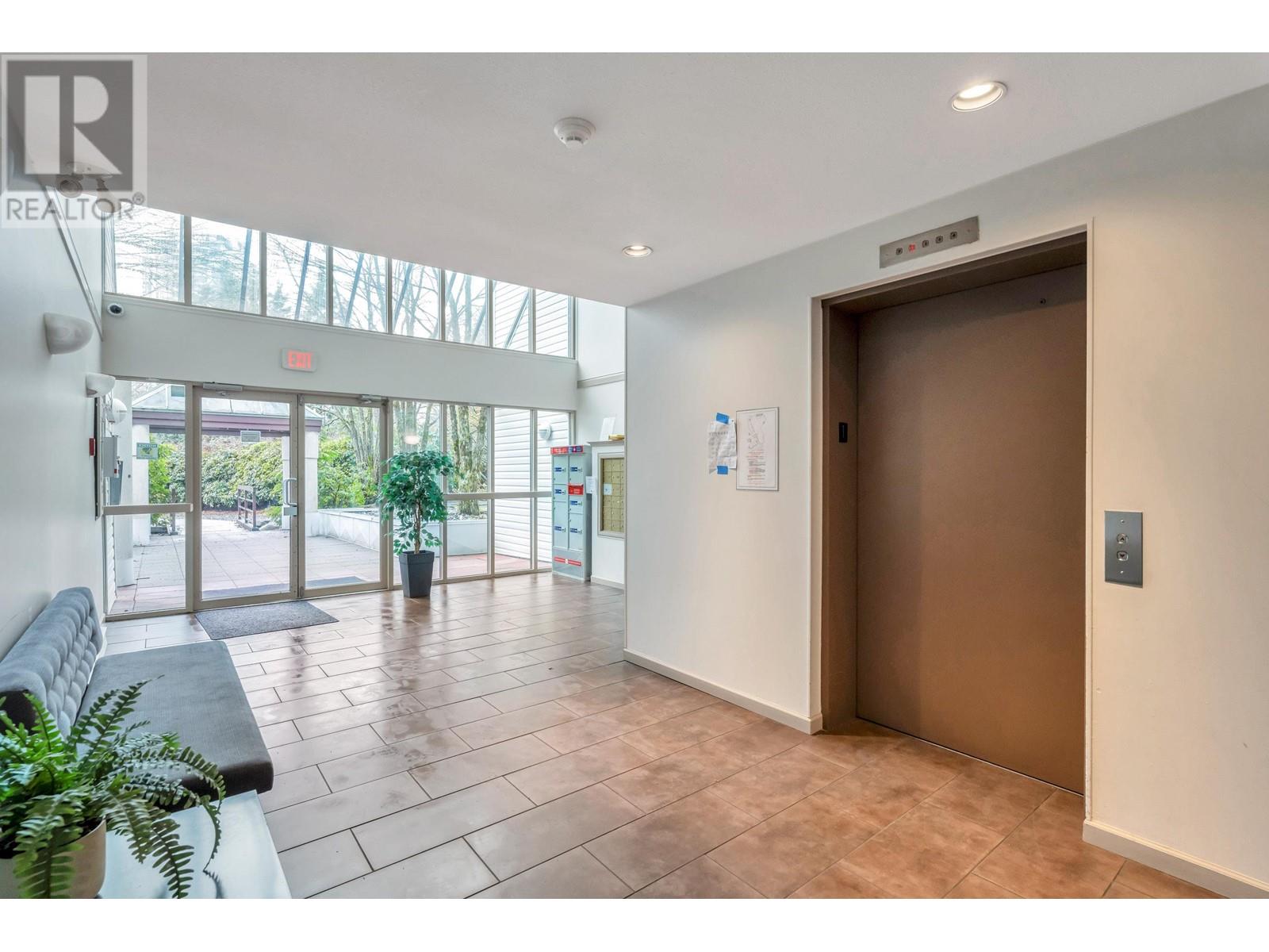 404 7139 18th Avenue, Burnaby, British Columbia  V3N 4Z3 - Photo 30 - R2847256