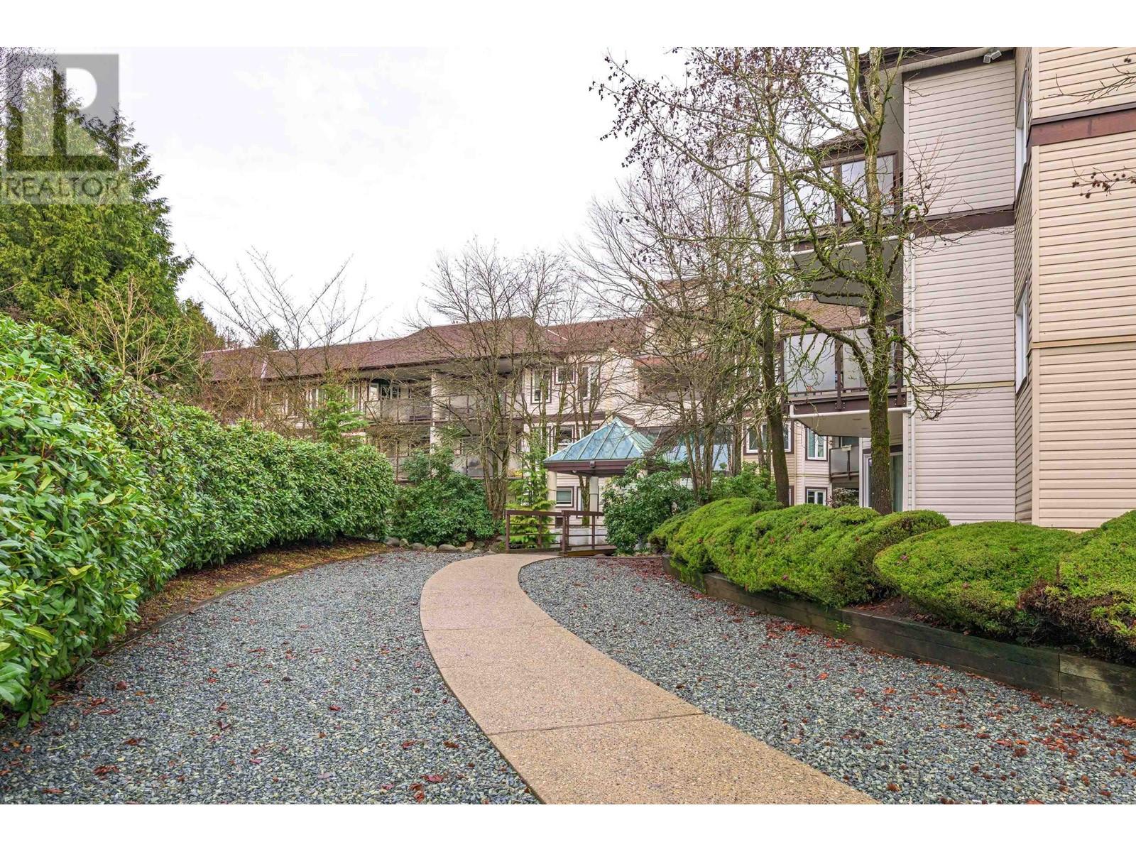 404 7139 18th Avenue, Burnaby, British Columbia  V3N 4Z3 - Photo 5 - R2847256