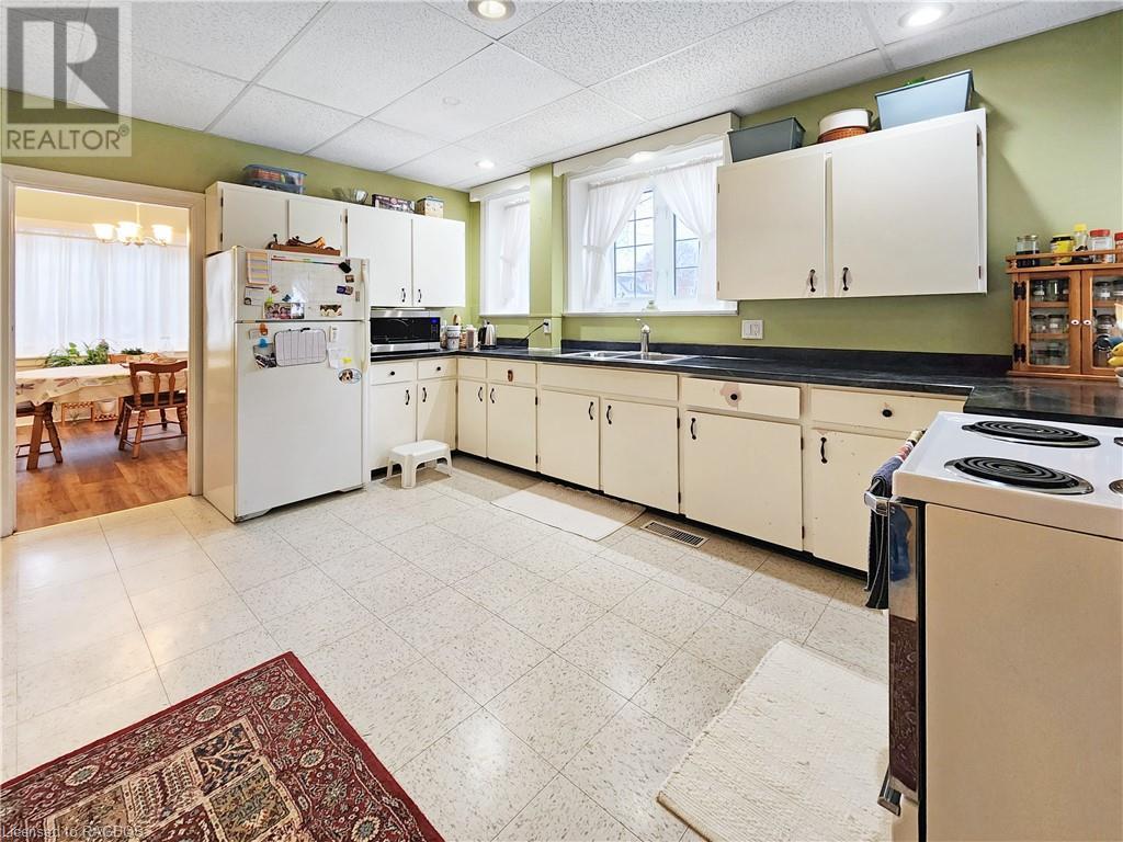 491 Gould Street, Wiarton, Ontario  N0H 2T0 - Photo 21 - 40534759