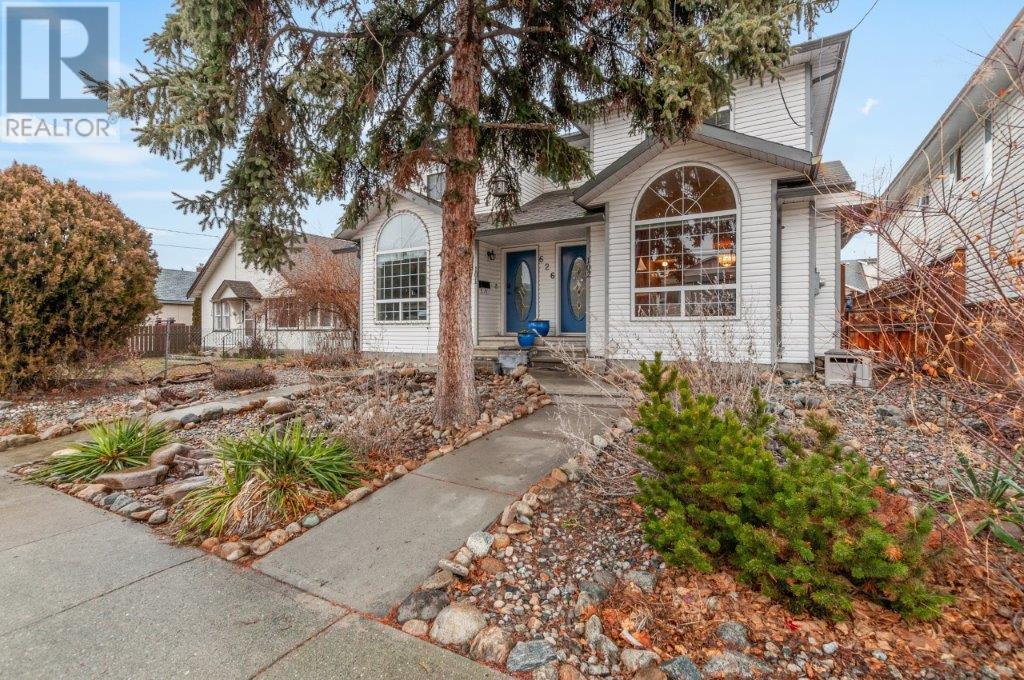 626 Van Horne Street 102, Main North, Penticton 