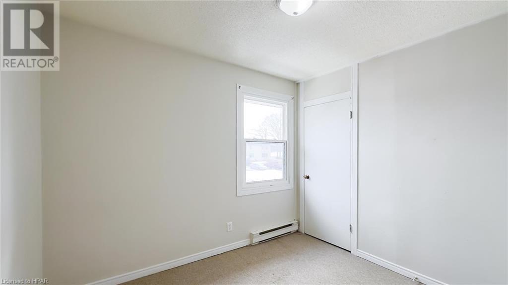 9 St Charles Street Unit# 9, Vanastra, Ontario  N0M 1L0 - Photo 19 - 40537954