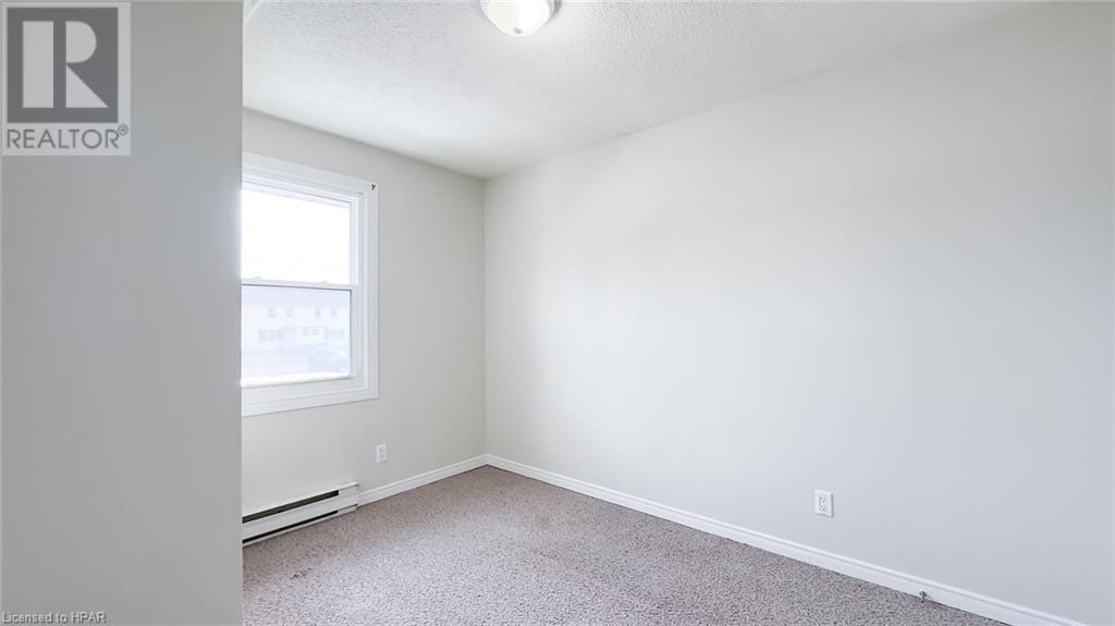 9 St Charles Street Unit# 9, Vanastra, Ontario  N0M 1L0 - Photo 20 - 40537954