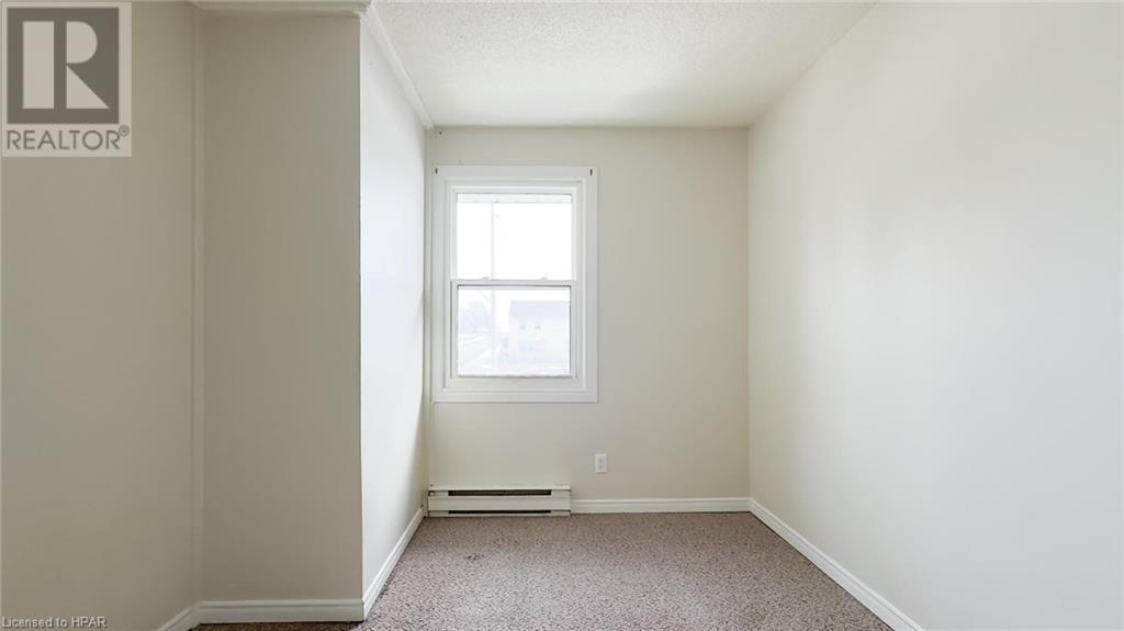 9 St Charles Street Unit# 9, Vanastra, Ontario  N0M 1L0 - Photo 21 - 40537954