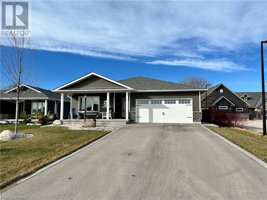 13 Lakebreeze Drive, Ashfield-Colborne-Wawanosh, Ontario  N7A 0C1 - Photo 1 - 40537673