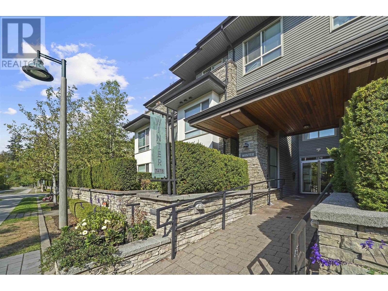 116 7478 Byrnepark Walk, Burnaby, British Columbia  V3N 0B5 - Photo 2 - R2847405
