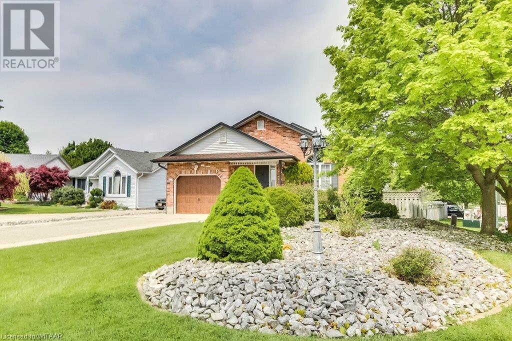 6 Seneca Place, Woodstock, Ontario  N4T 1R4 - Photo 2 - 40537845