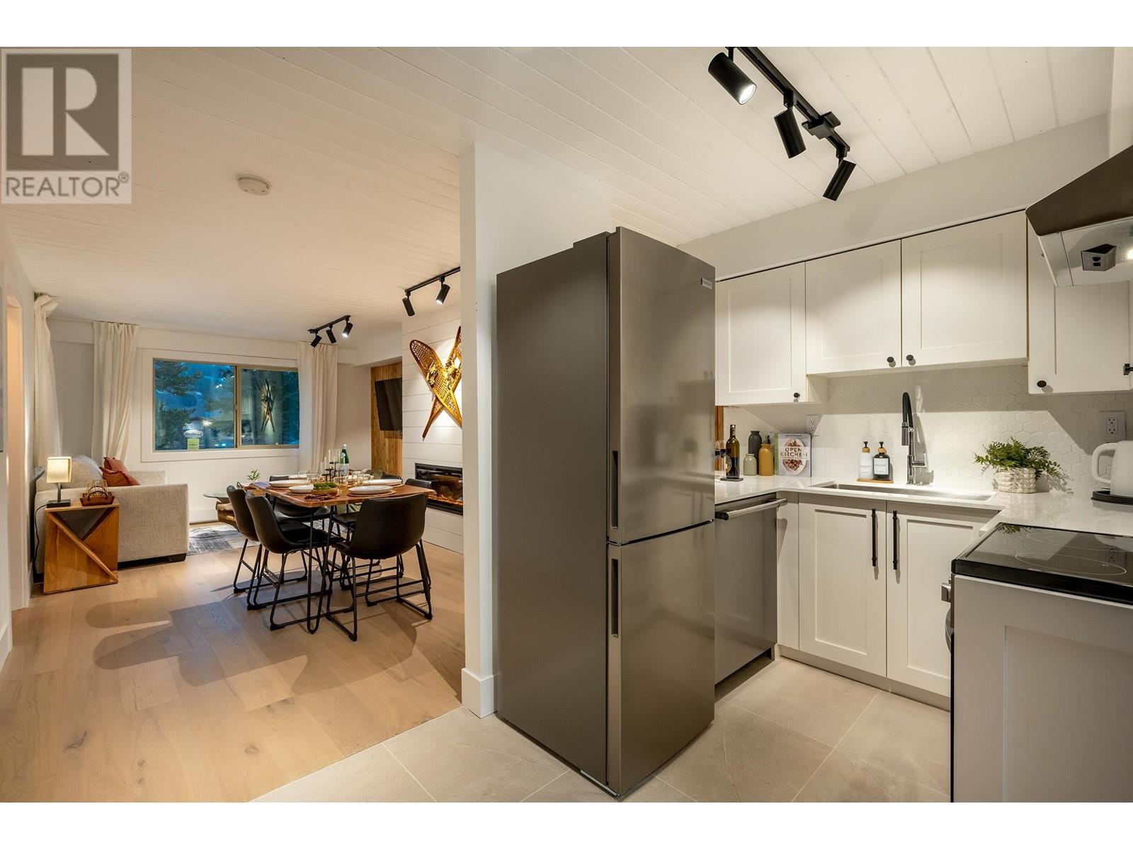 204 2021 Karen Crescent, Whistler, British Columbia  V8E 0H1 - Photo 11 - R2847481