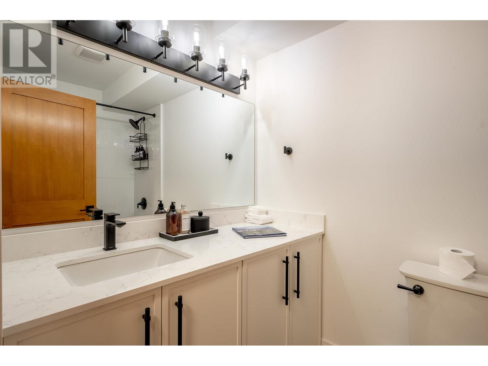 204 2021 Karen Crescent, Whistler, British Columbia  V8E 0H1 - Photo 17 - R2847481