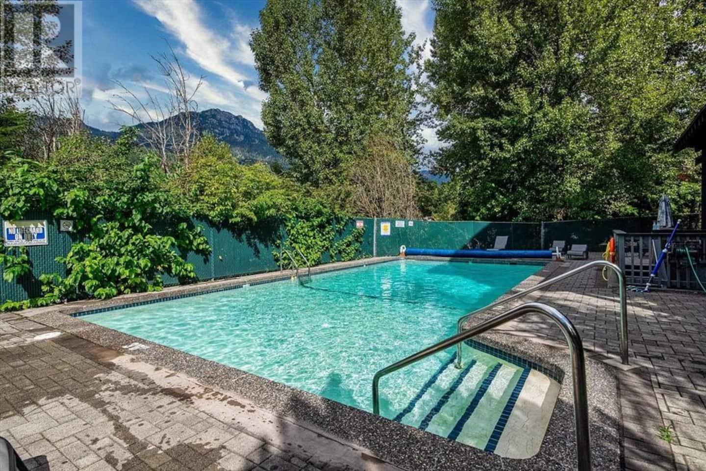 204 2021 Karen Crescent, Whistler, British Columbia  V8E 0H1 - Photo 31 - R2847481