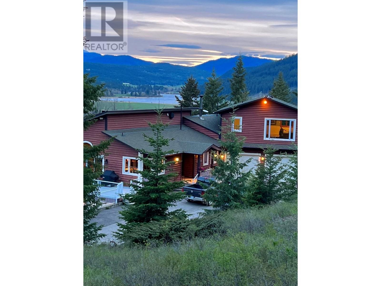 600 Bailey Rd, Chase, British Columbia    - Photo 3 - 176615